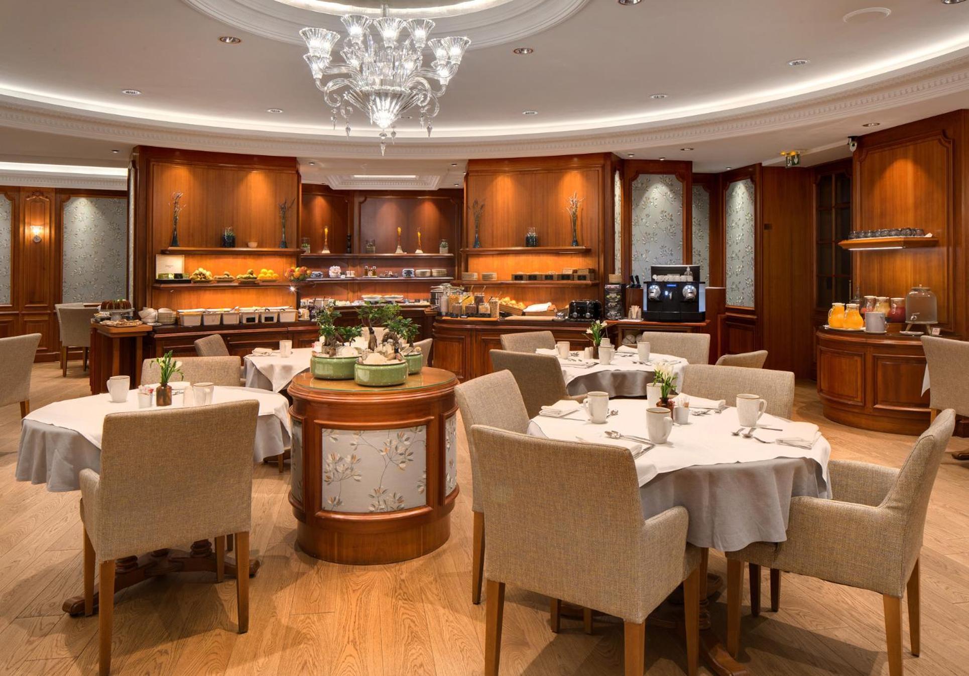Hotel Chateau Frontenac Paryż Zewnętrze zdjęcie